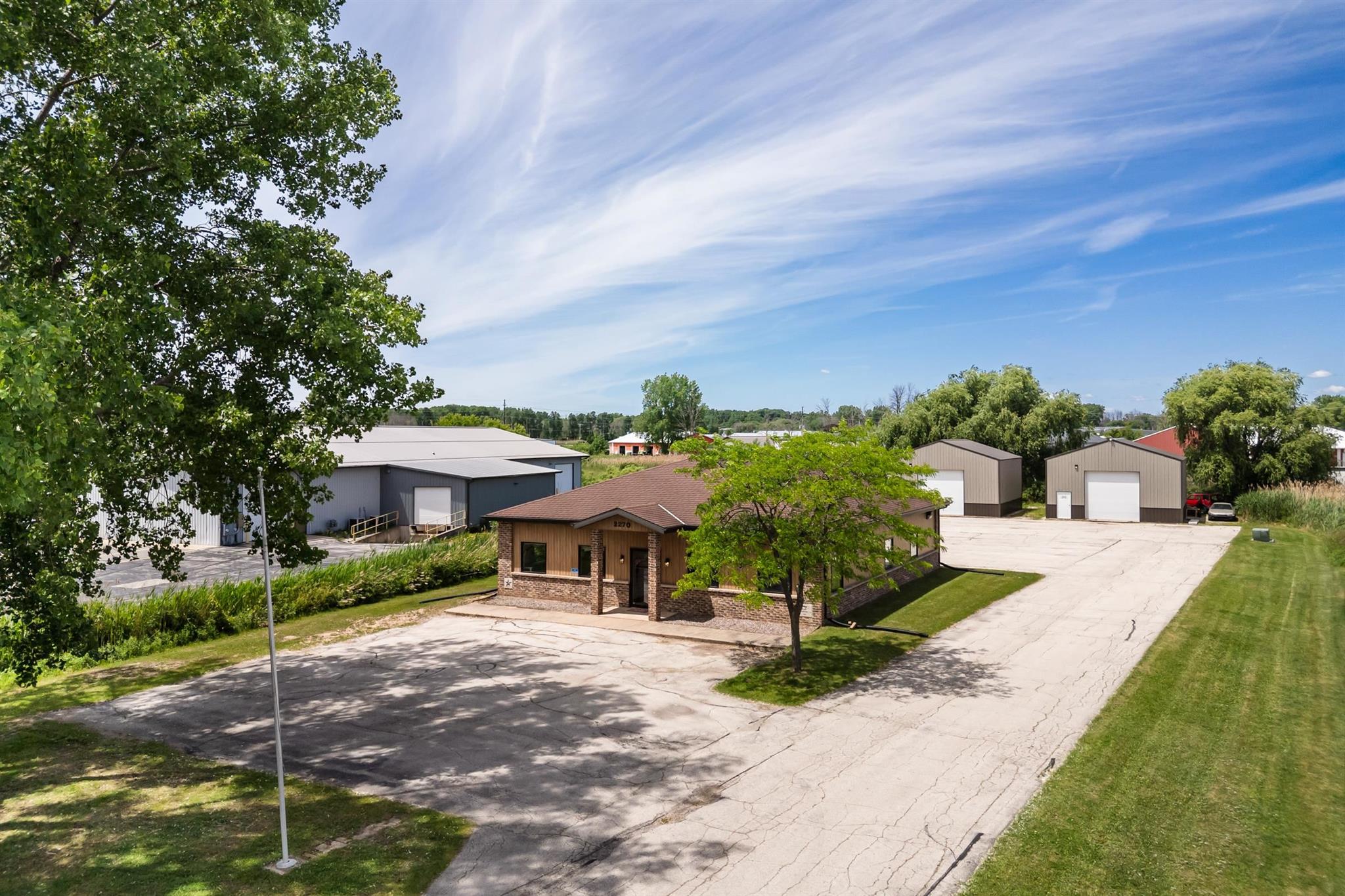High-Quality Multi-Use Commercial Building in Howard - Image 3
