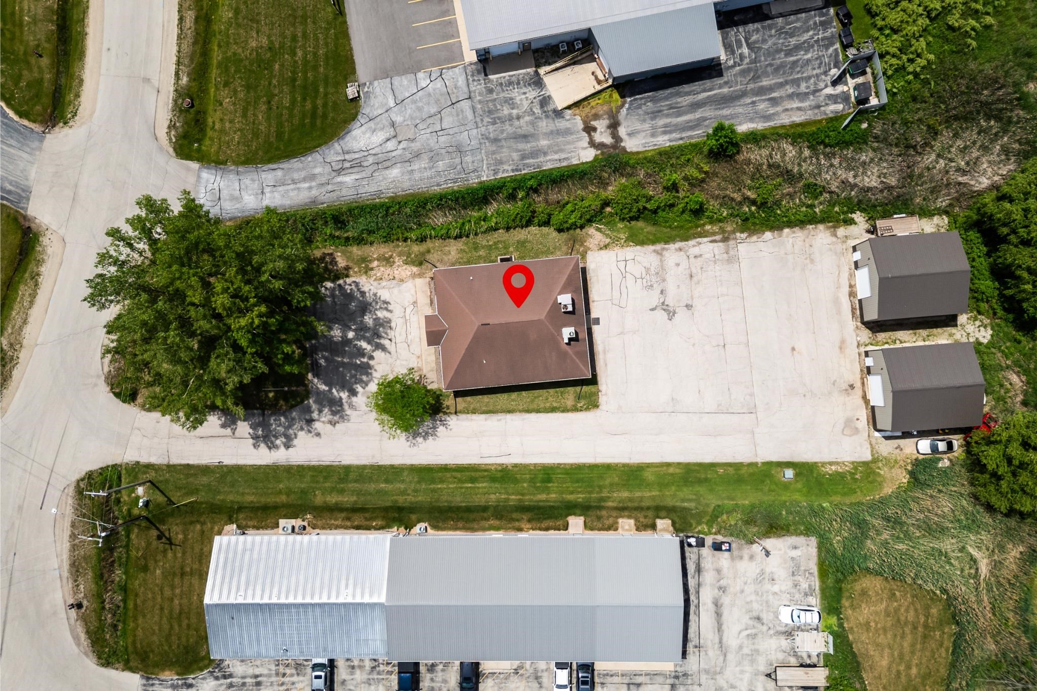 High-Quality Multi-Use Commercial Building in Howard - Image 37